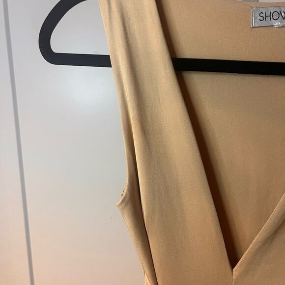 Showpo Plunging Neckline Maxi Dress, size XS - Picture 4 of 11